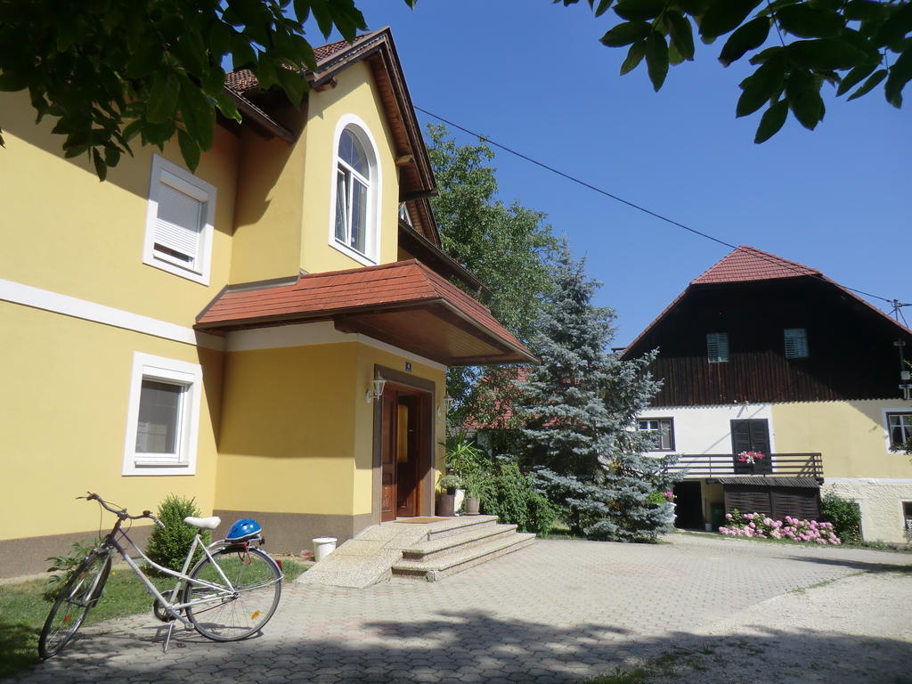 Appartement Landhaus Felsenkeller Sankt Kanzian am Klopeiner See Bagian luar foto