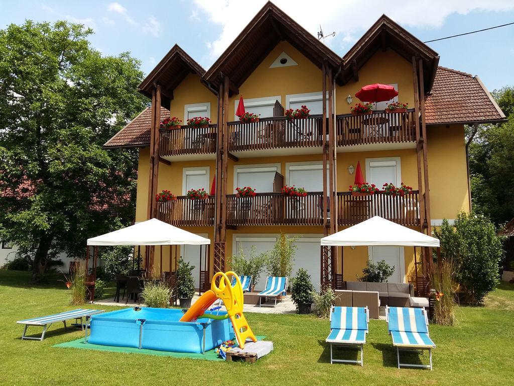 Appartement Landhaus Felsenkeller Sankt Kanzian am Klopeiner See Bagian luar foto